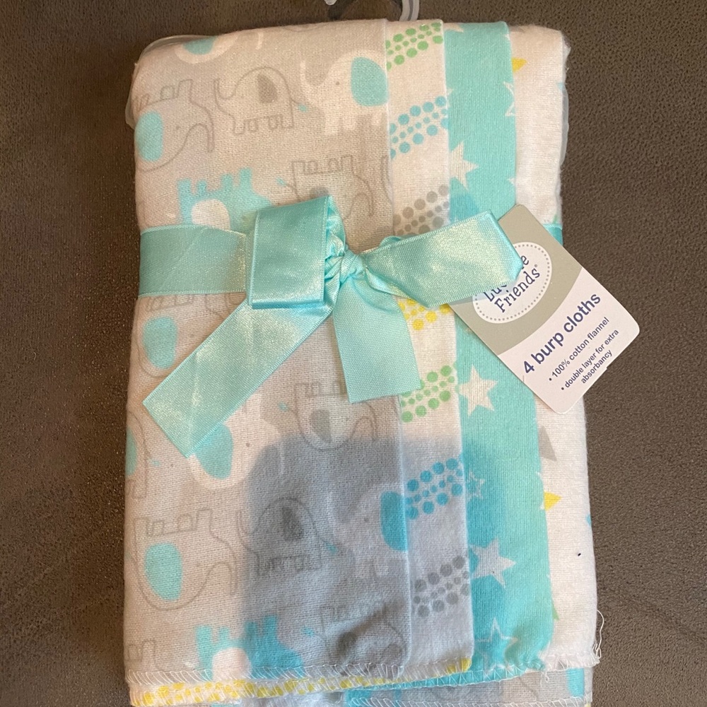 Luvable Friends burp cloths (4 pack)